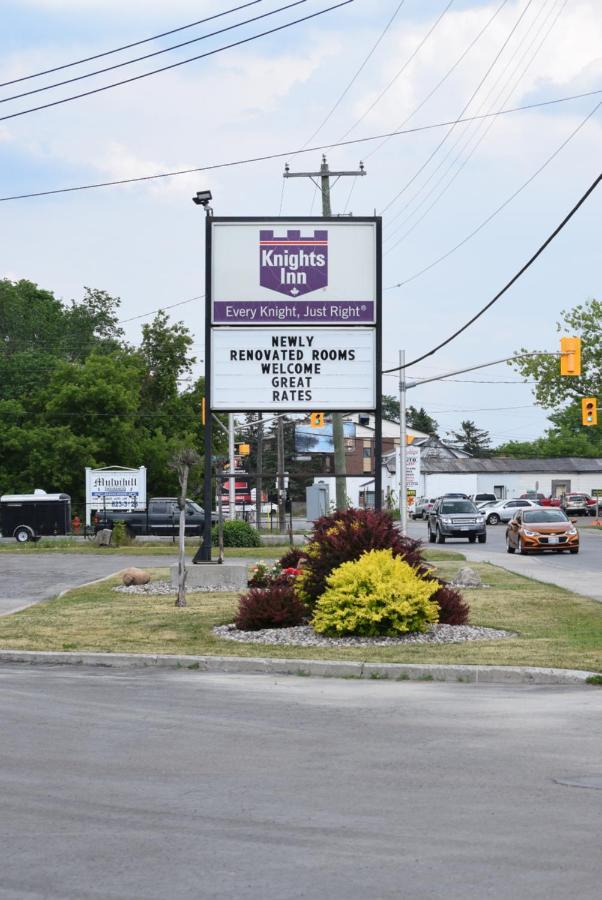 Knights Inn Arnprior Экстерьер фото