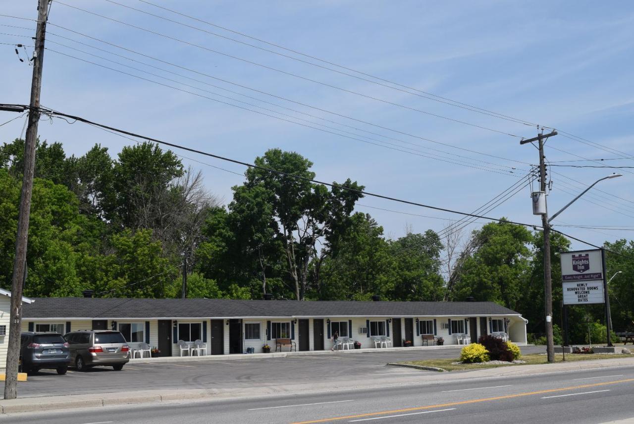 Knights Inn Arnprior Экстерьер фото