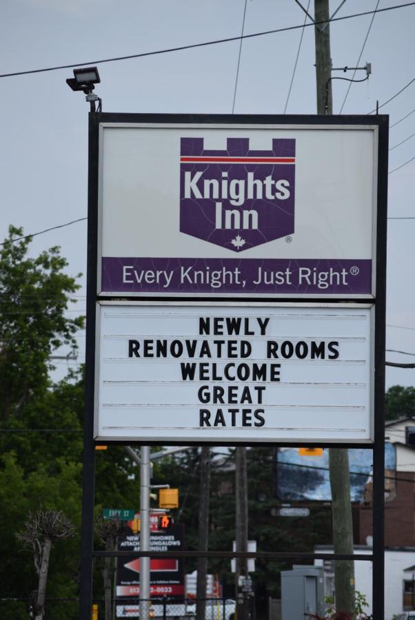 Knights Inn Arnprior Экстерьер фото